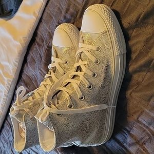 Converse Sneakers Silver Pebble Size 8 Worn once